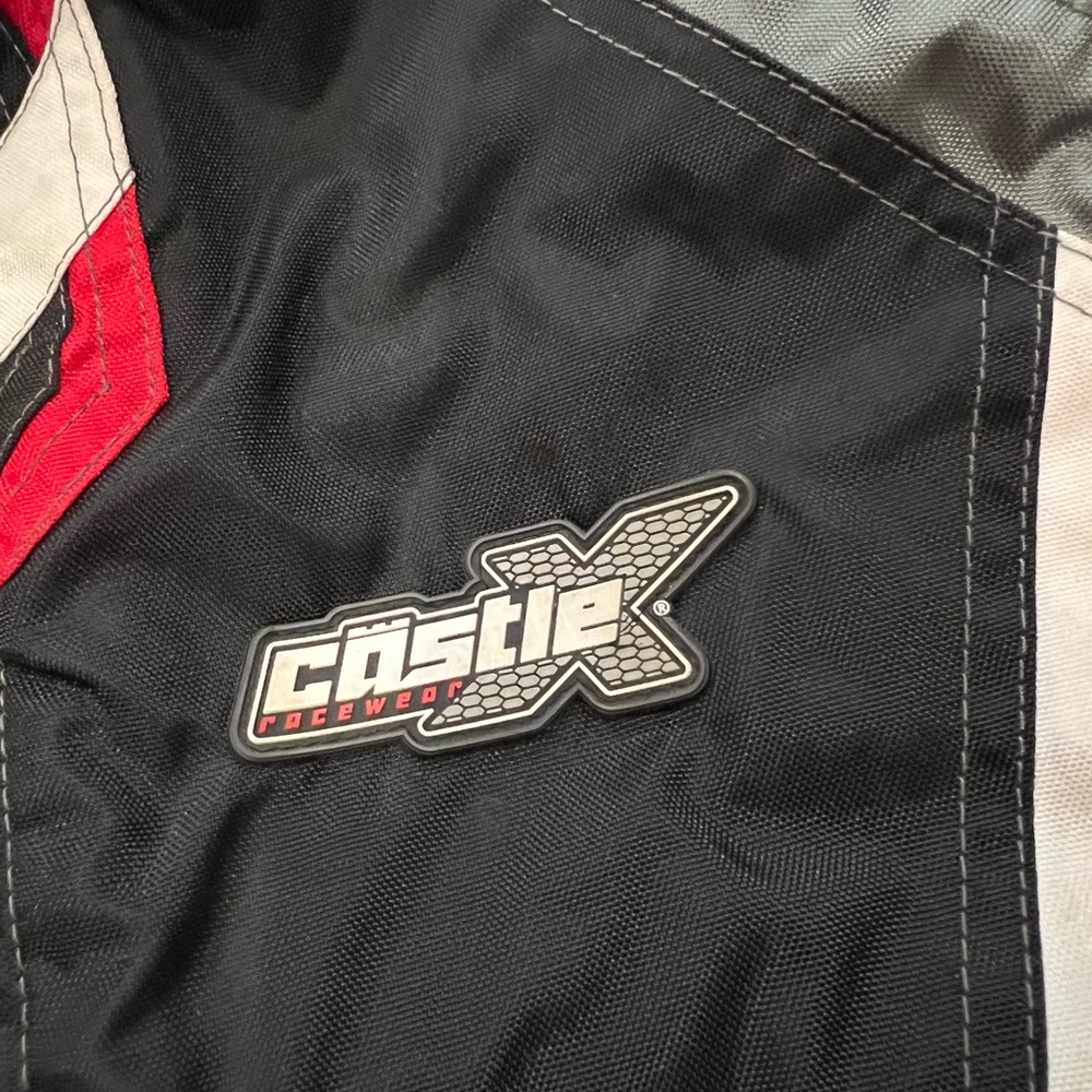 Men’s castle x fuel snow suit - Picture 6 of 8